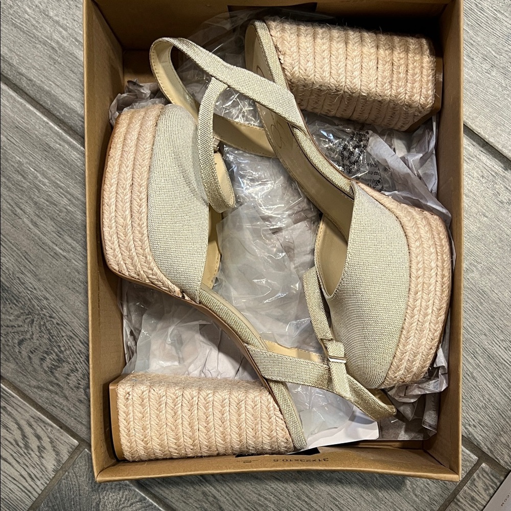 Jessica Simpson Cream Espadrille Ezulah heels
